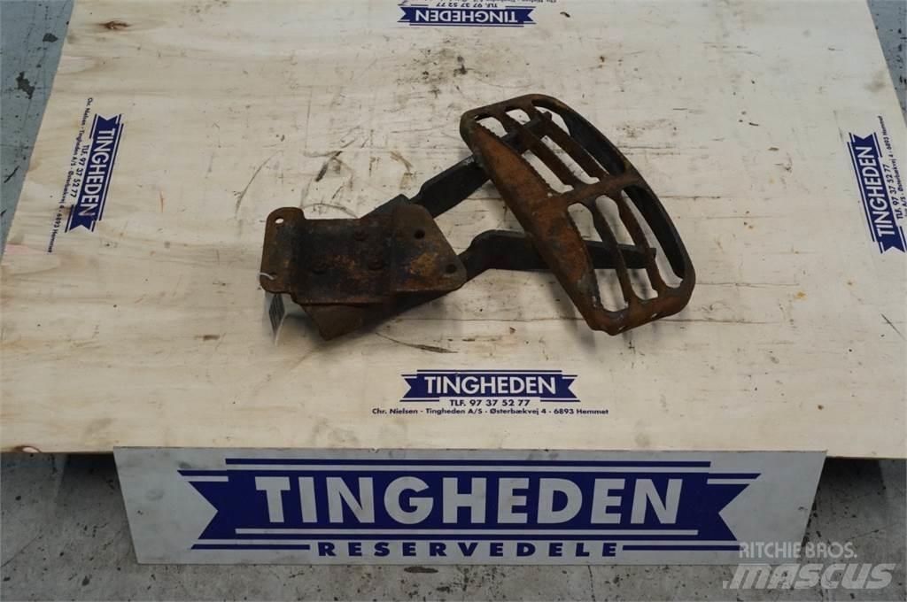 Valtra T213 Diger traktör aksesuarlari