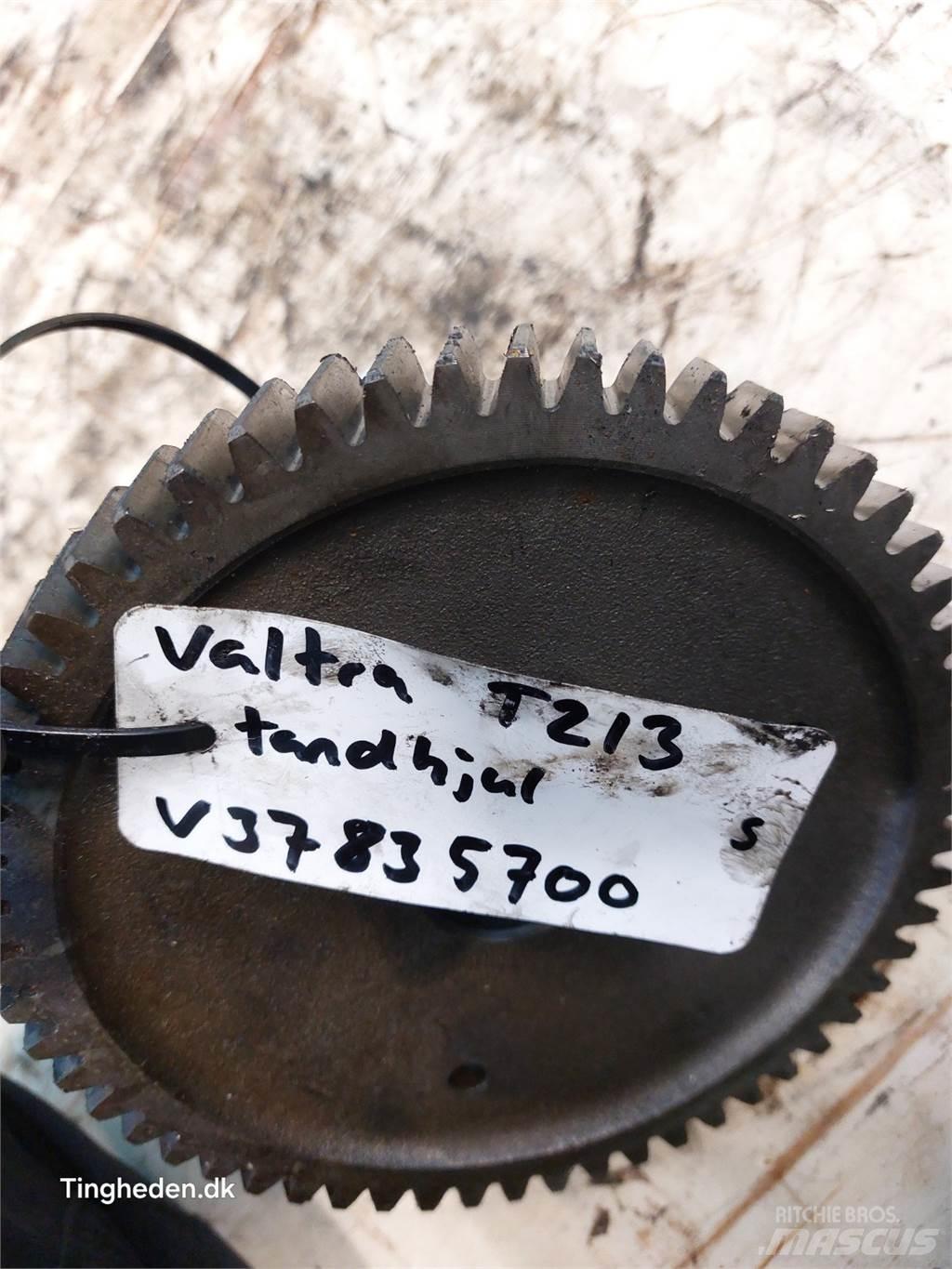 Valtra T213 Sanzuman