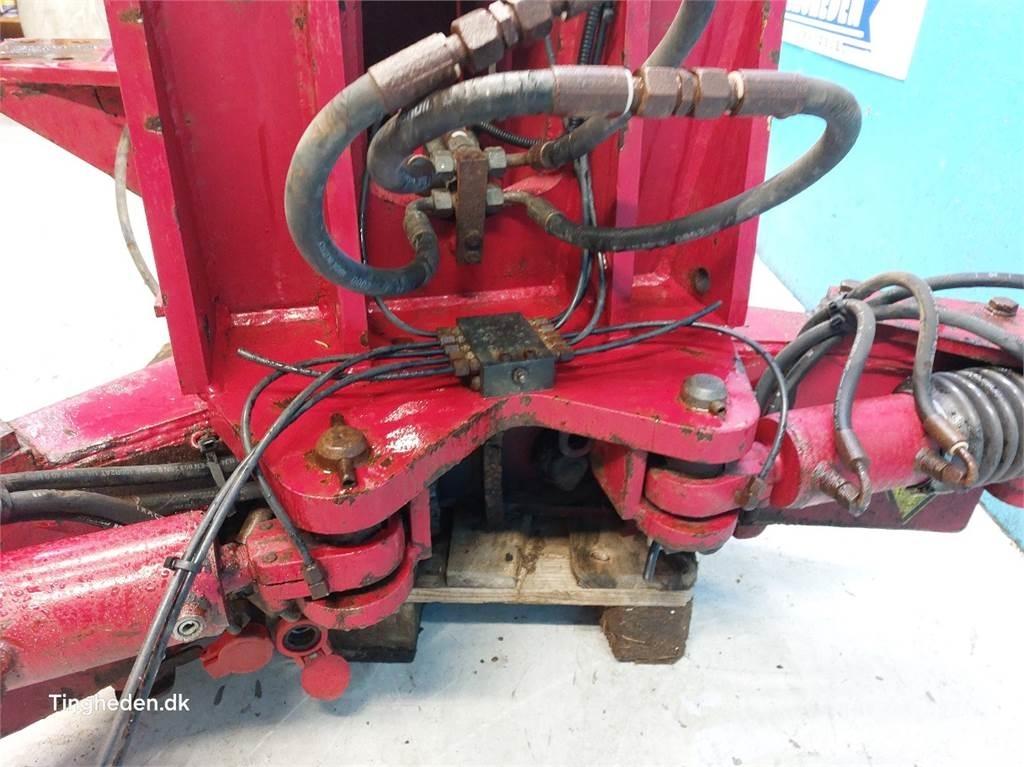 Vredo  Sivi gübre ve ilaç tankerleri