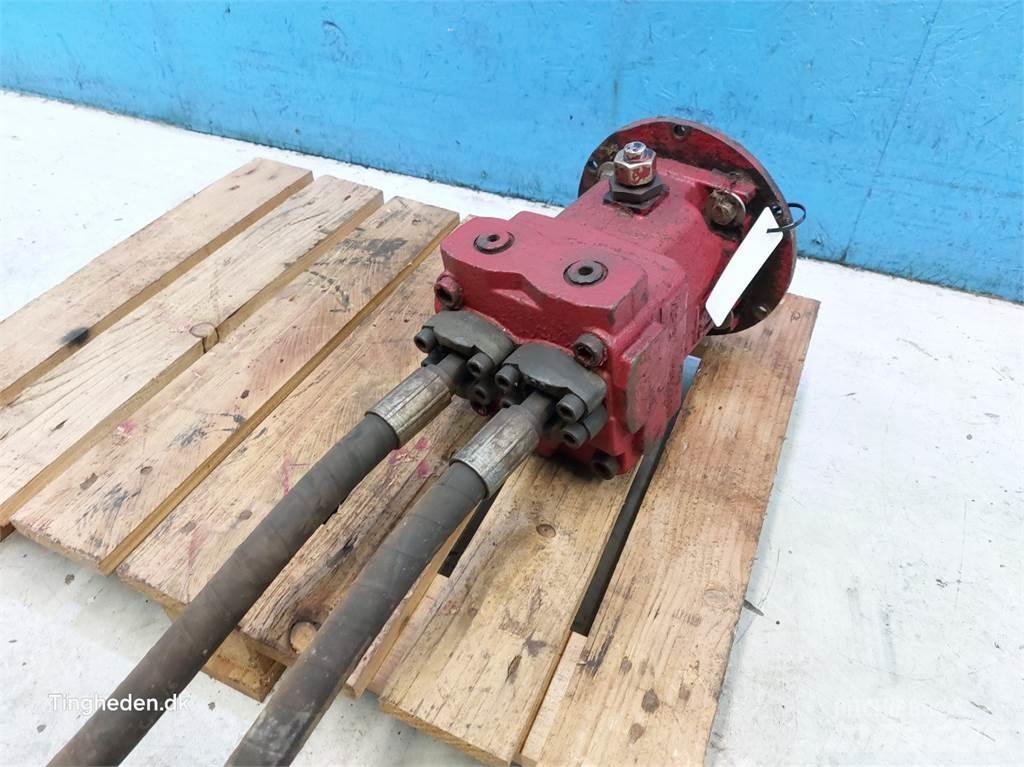 Vredo  Sivi gübre ve ilaç tankerleri