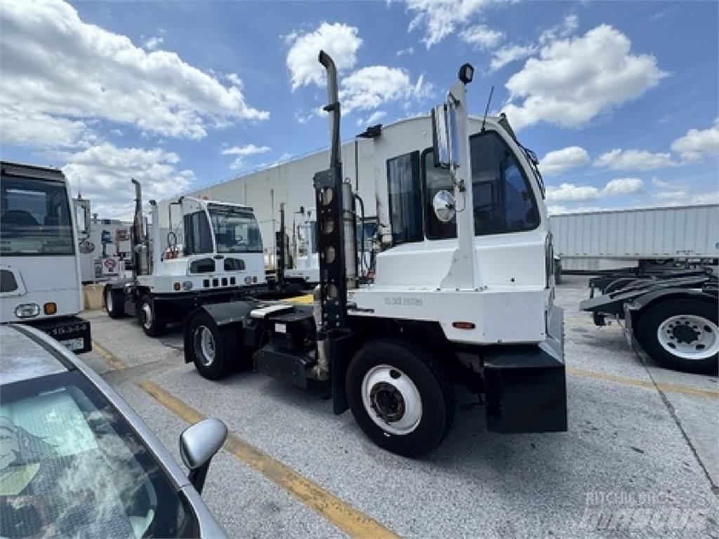 Autocar ACTT42 Terminal çekiciler
