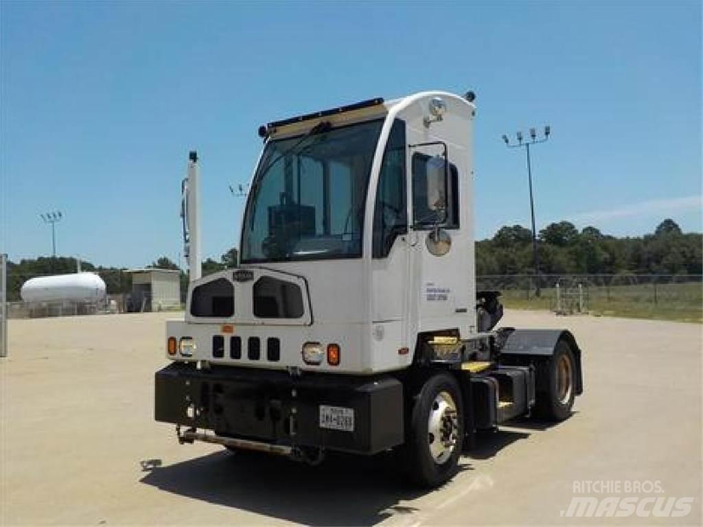 Autocar ACTT42 Terminal çekiciler