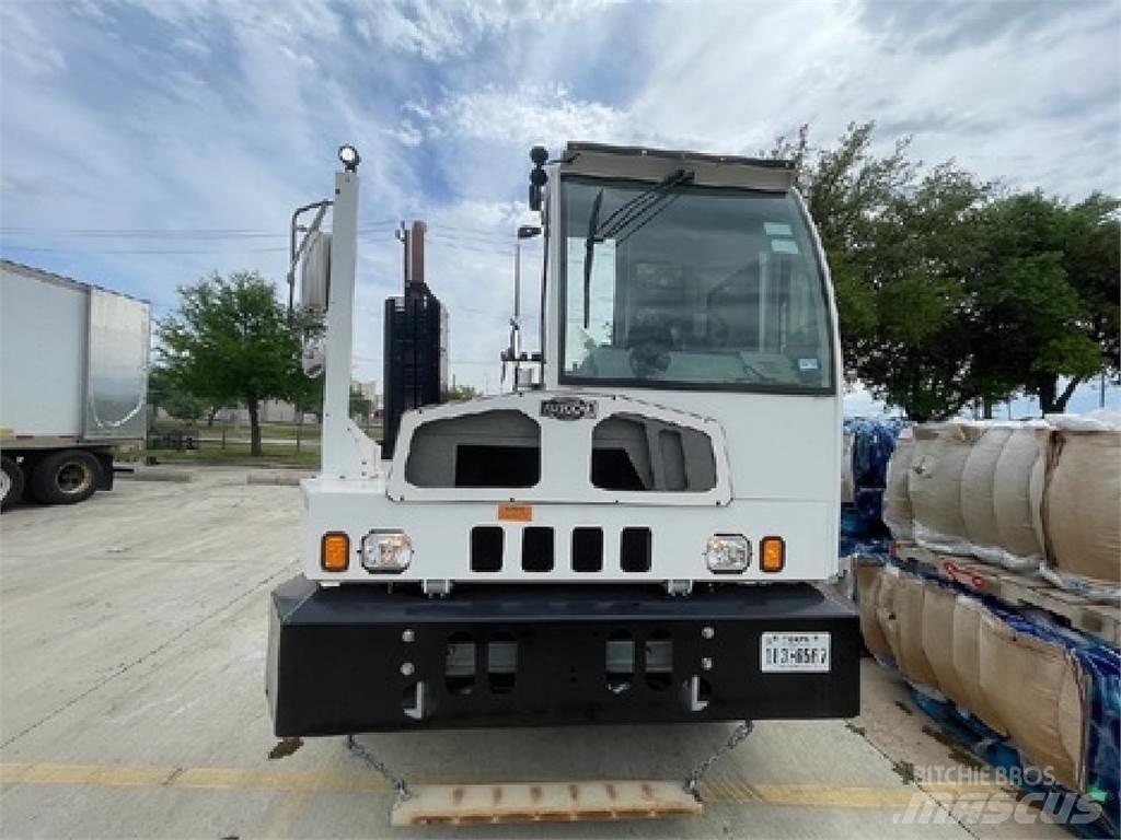 Autocar ACTT64 Terminal çekiciler