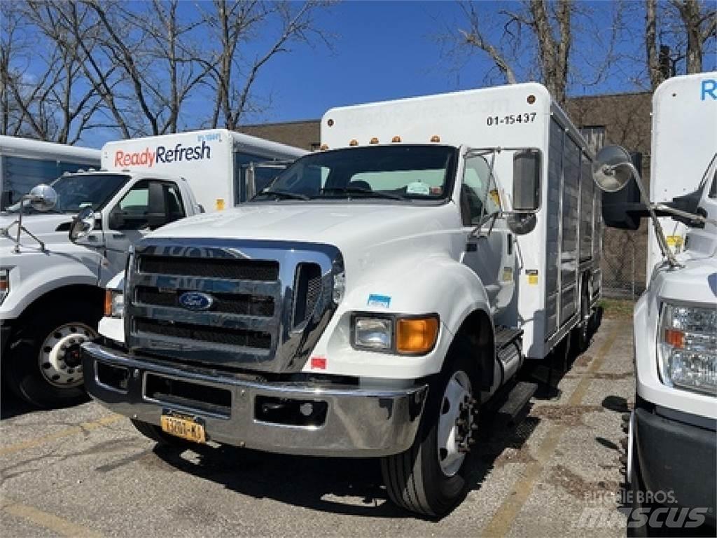 Ford F750 Kapali kasa kamyonlar