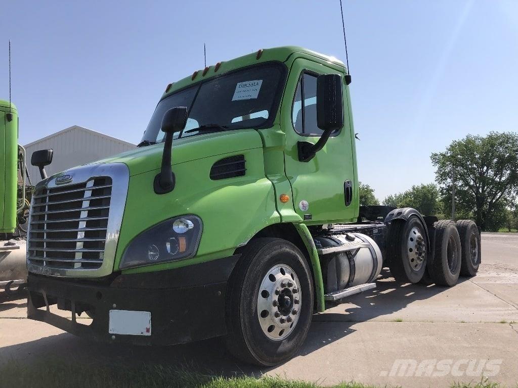 Freightliner CA113 Çekiciler