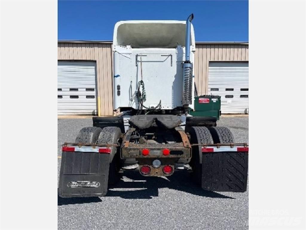 Freightliner CL112G Çekiciler