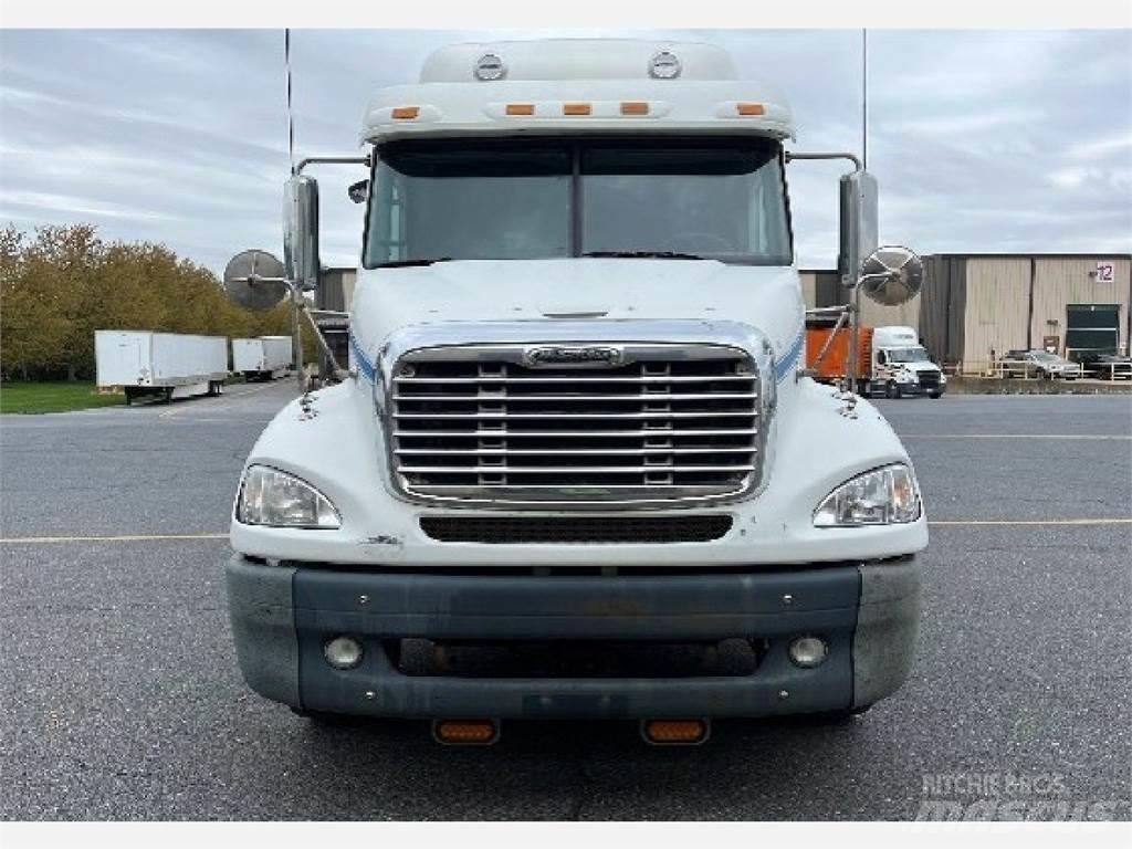 Freightliner CL112G Çekiciler