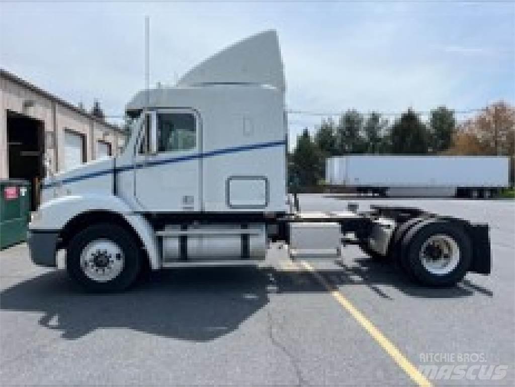 Freightliner CL112G Çekiciler