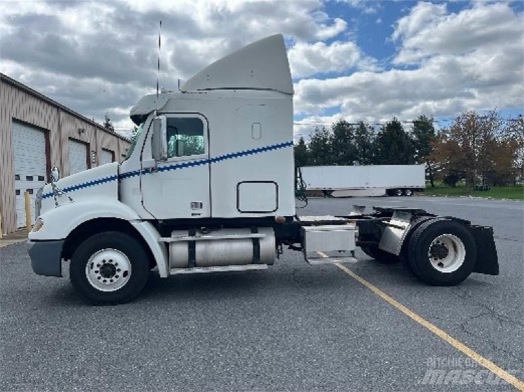 Freightliner CL112G Çekiciler