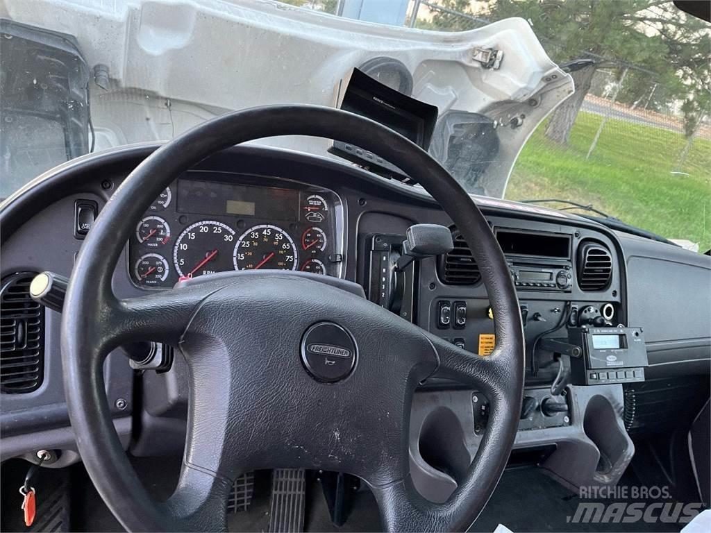 Freightliner M2 Frigofrik kamyonlar