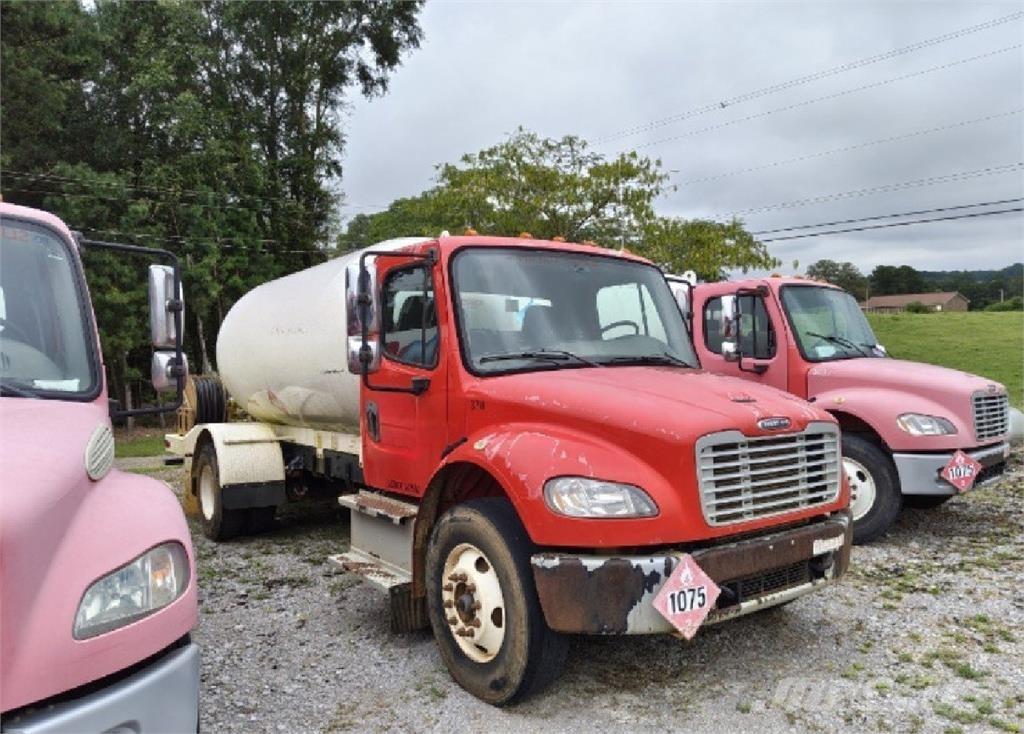 Freightliner M2 Diger kamyonlar