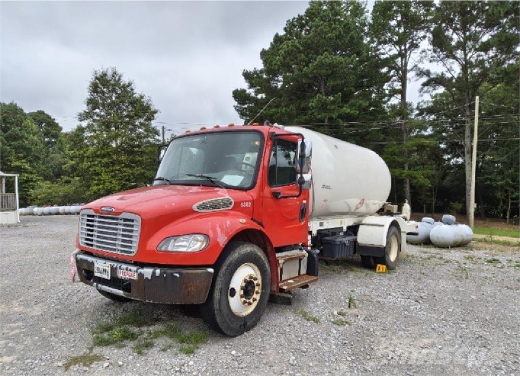 Freightliner M2 Diger kamyonlar