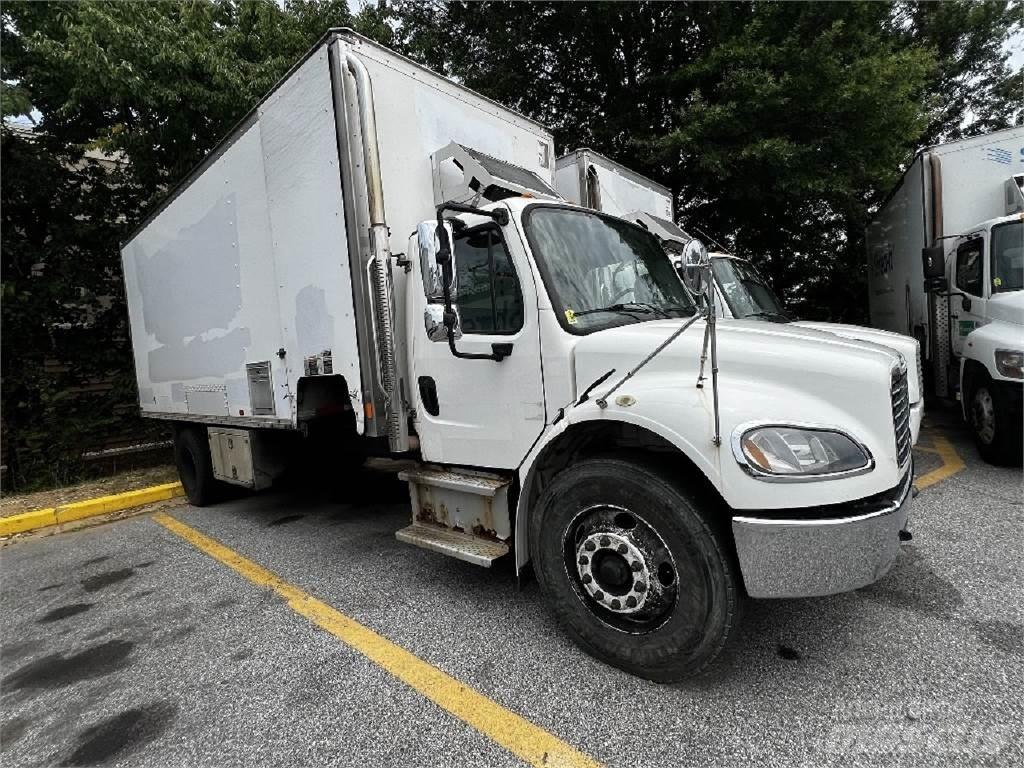 Freightliner M2-106 Kapali kasa kamyonlar