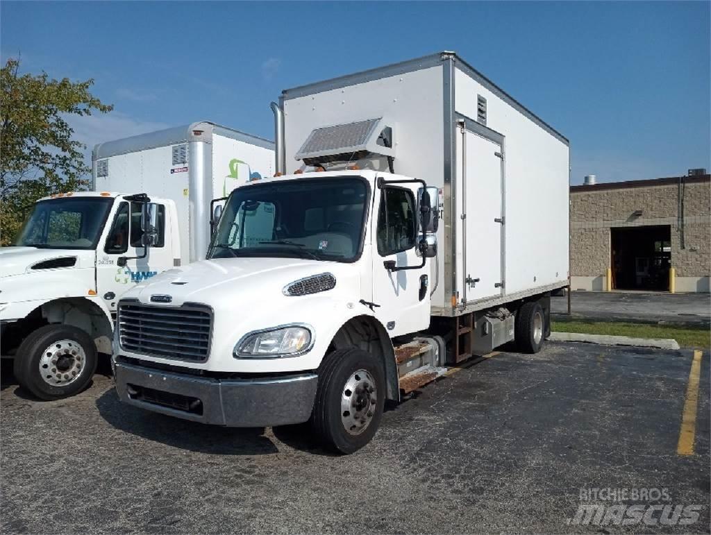 Freightliner M2-106 Kapali kasa kamyonlar