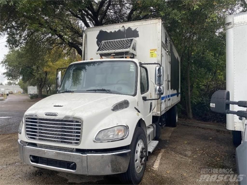 Freightliner M2-106 Kapali kasa kamyonlar