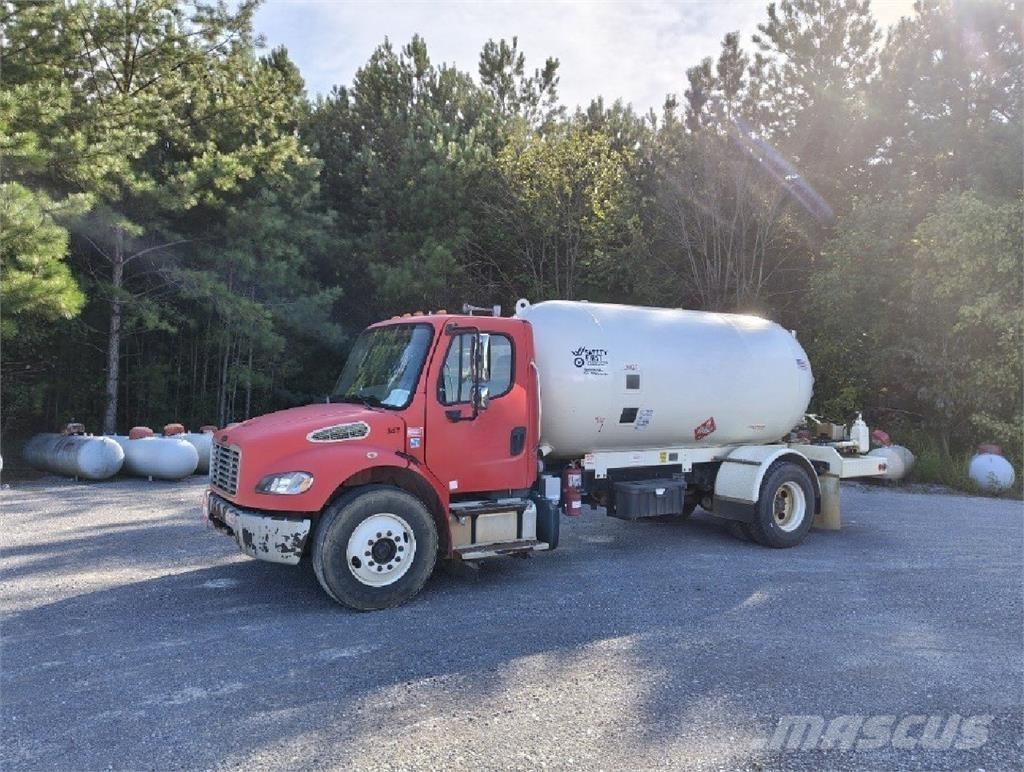 Freightliner M2 106 Diger kamyonlar