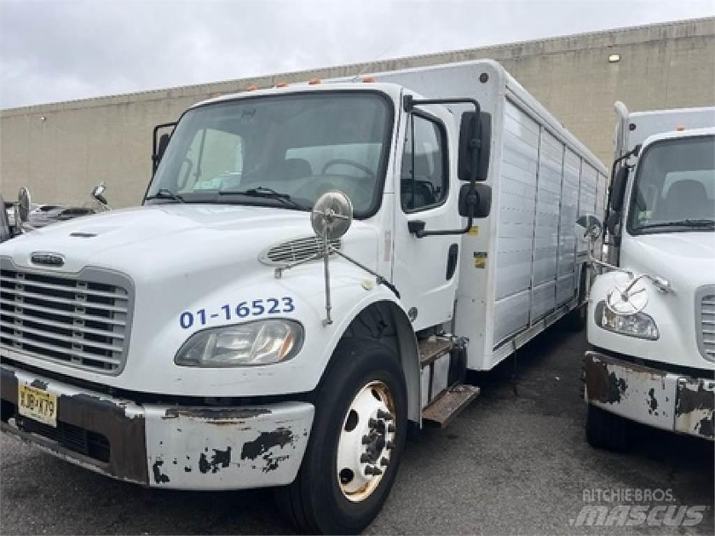 Freightliner M2106 İçecek kamyonları