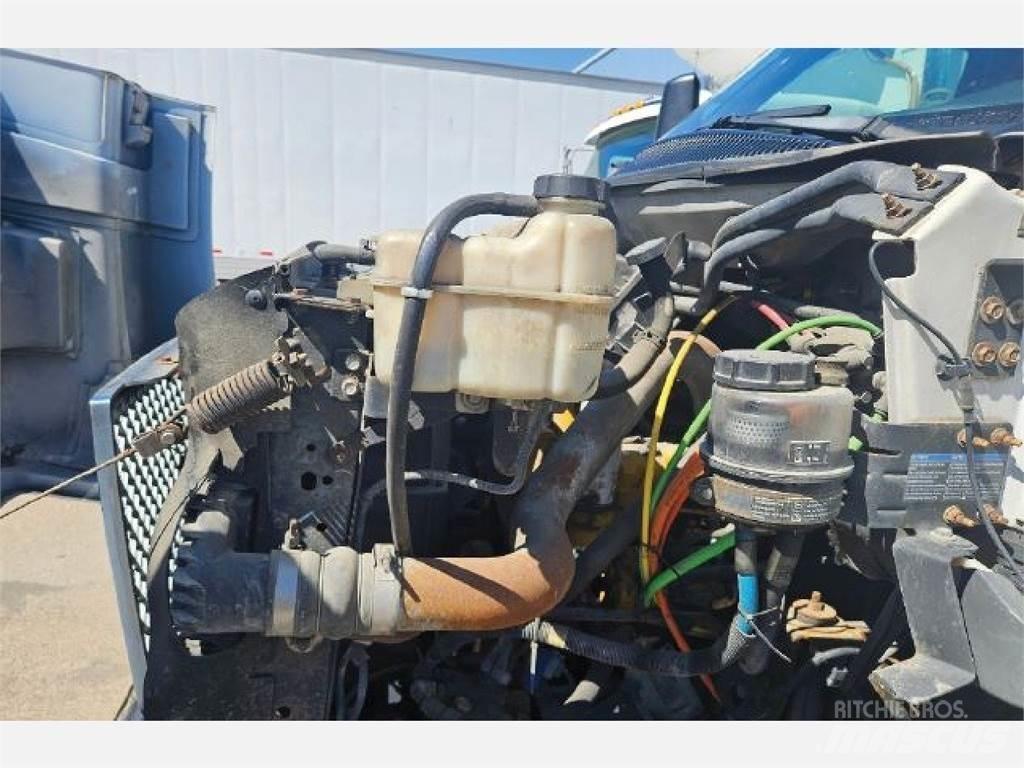 GMC C7500 Kapali kasa kamyonlar