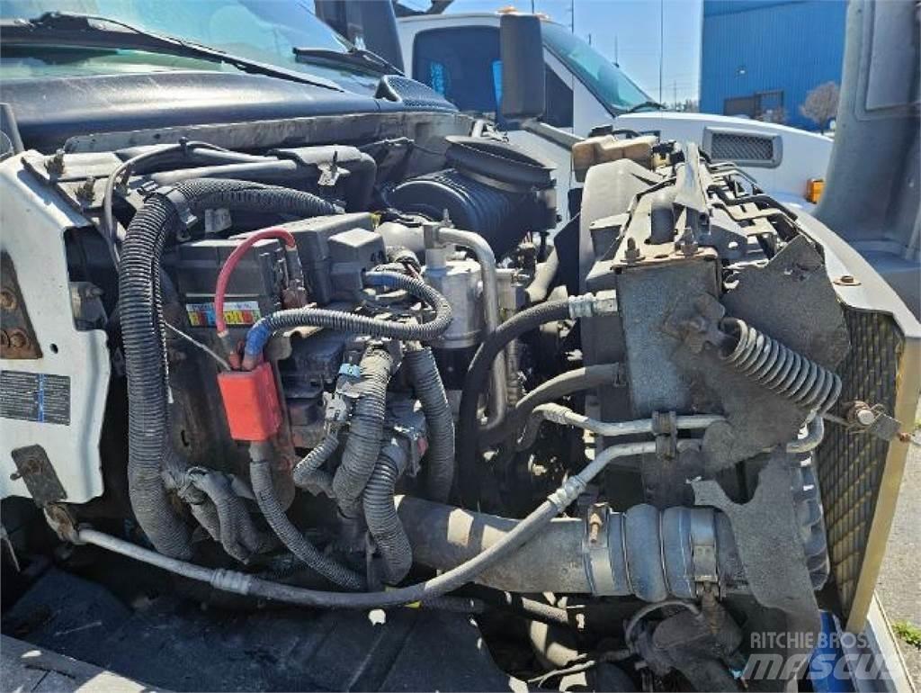 GMC C7500 Kapali kasa kamyonlar