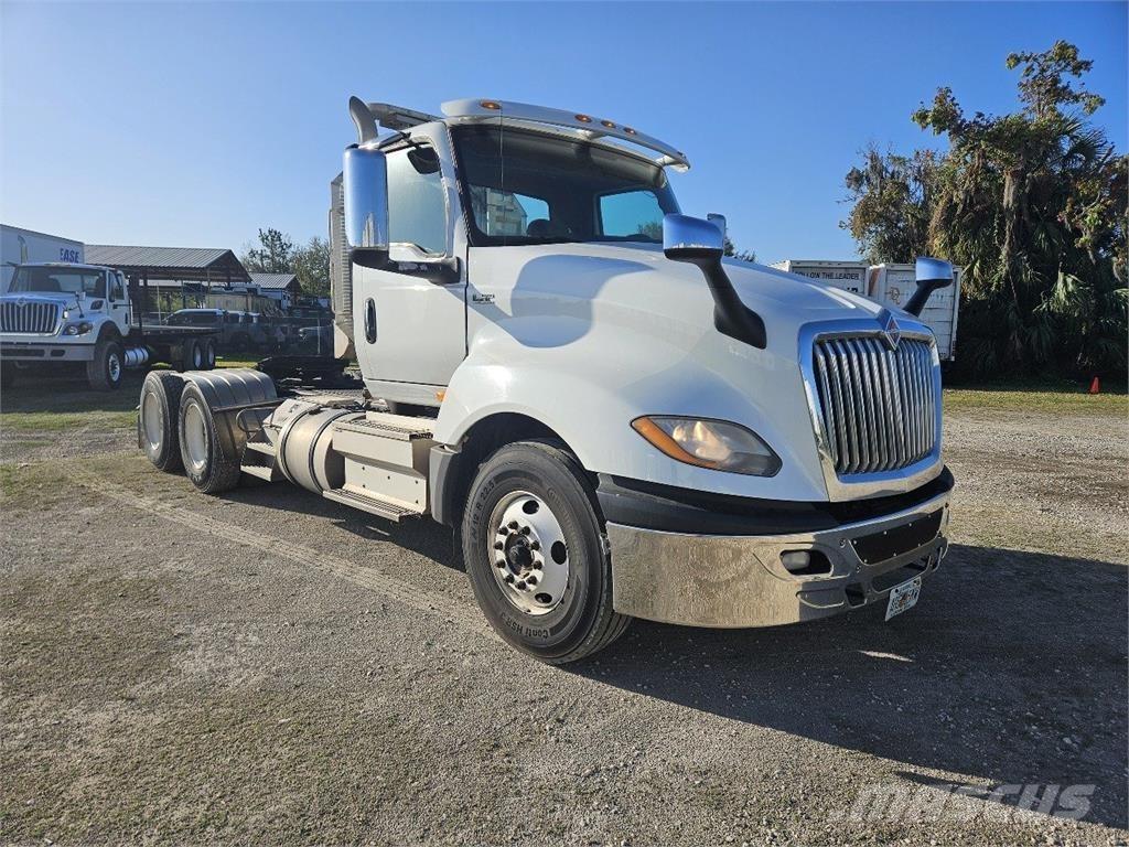 International LT625 Çekiciler