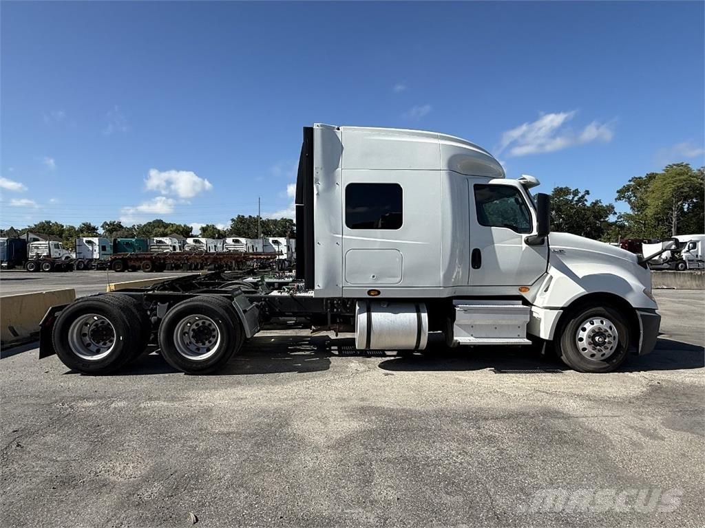 International LT625 Çekiciler