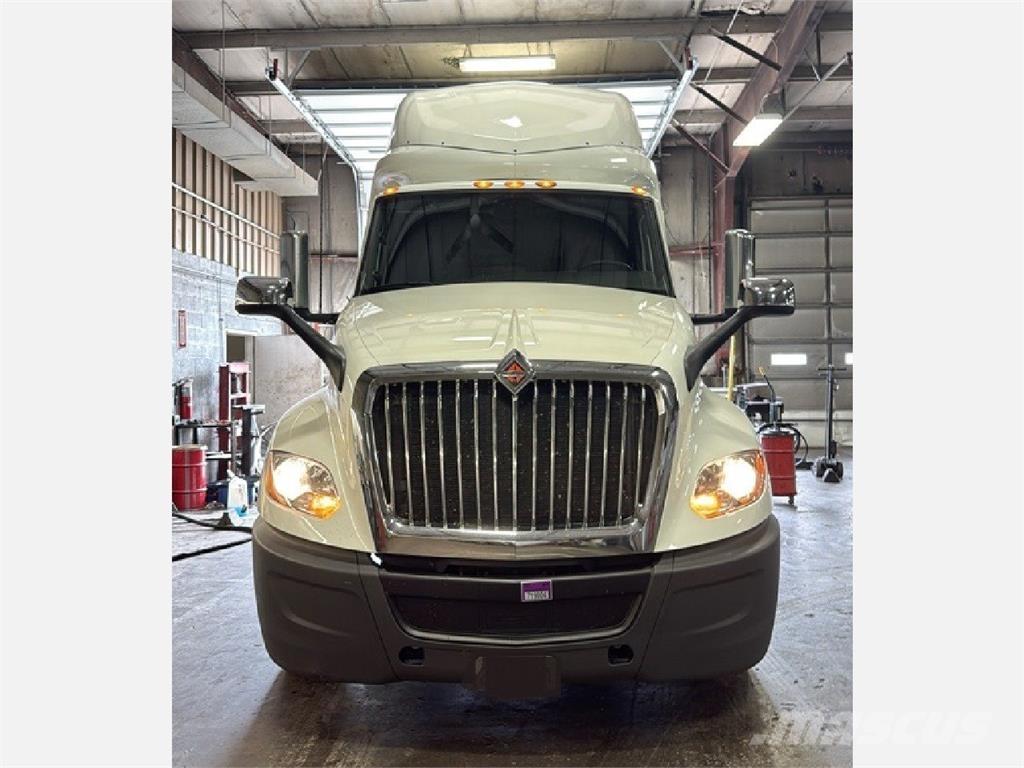 International LT625 Çekiciler