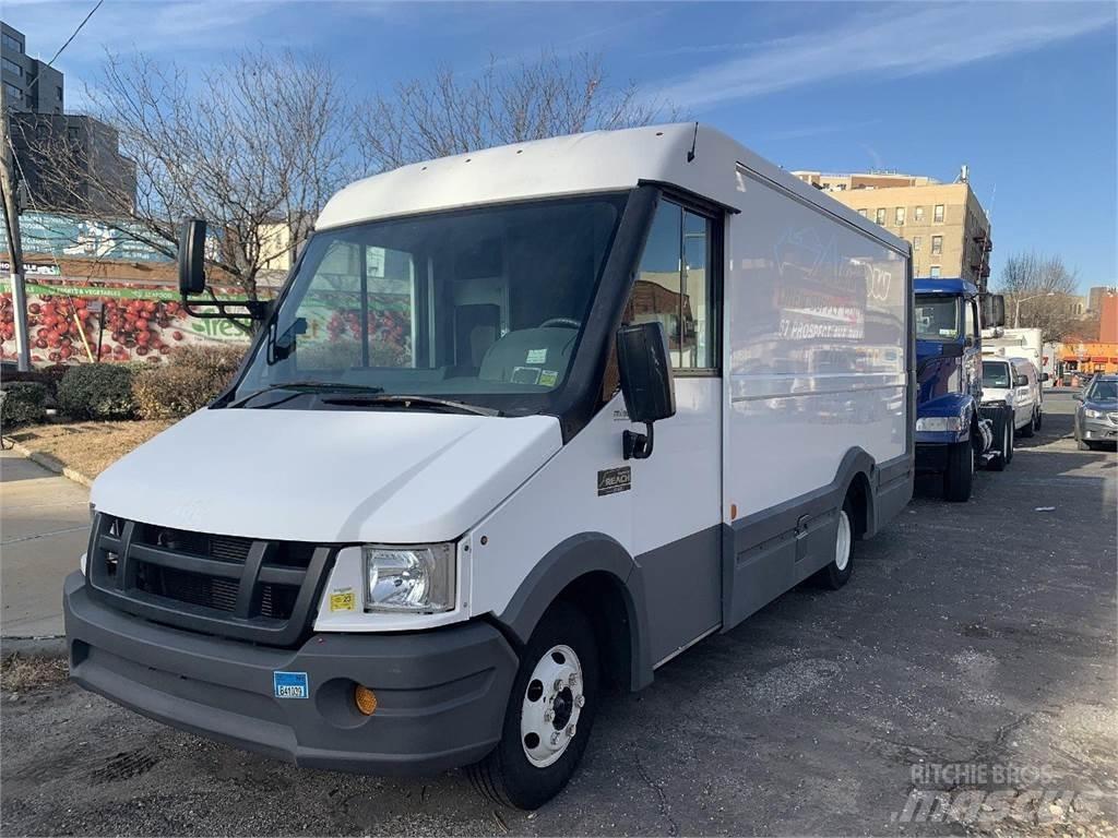 Isuzu Reach Kapali kasa kamyonetler