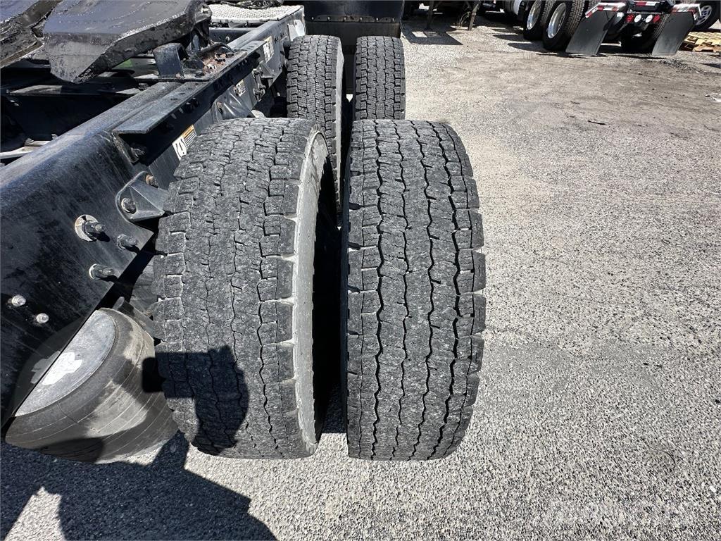 Kenworth T680 Çekiciler