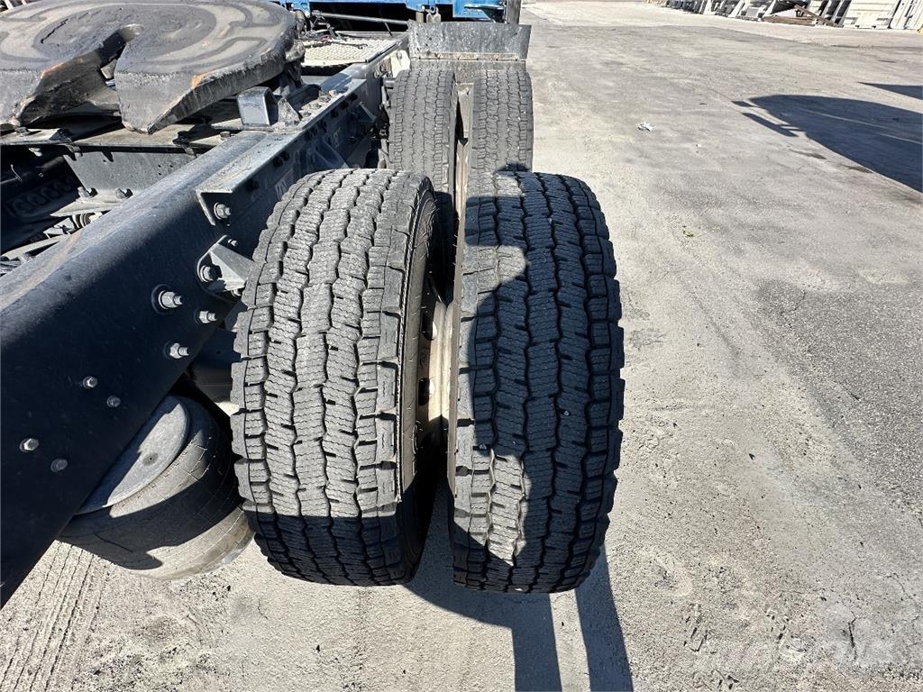 Kenworth T680 Çekiciler