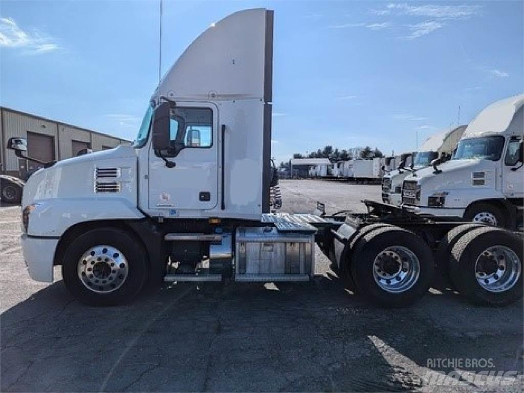 Mack AN64T Çekiciler