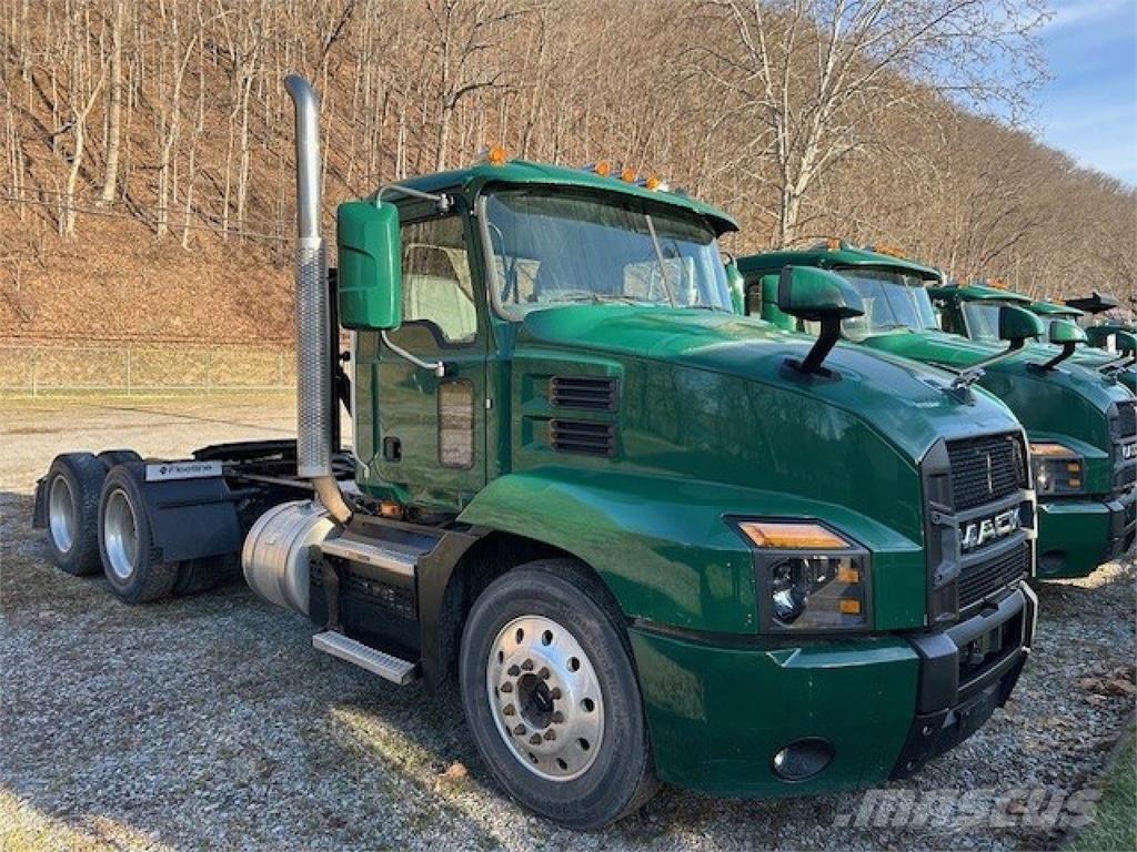 Mack AN64T Çekiciler