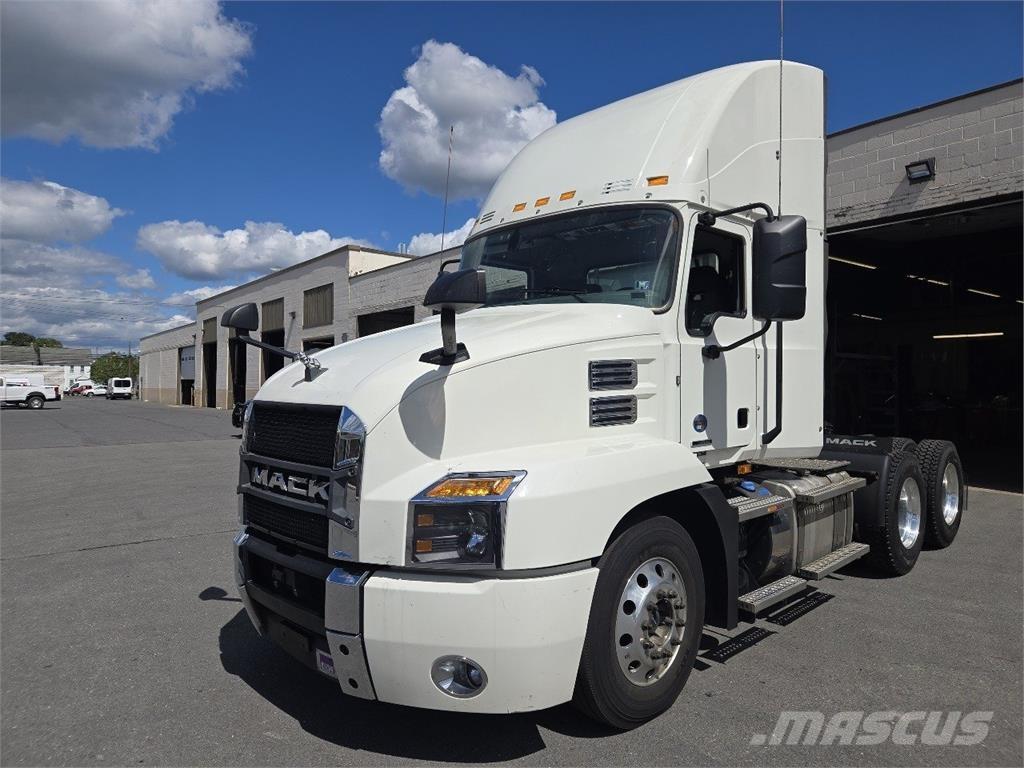 Mack AN64T Çekiciler