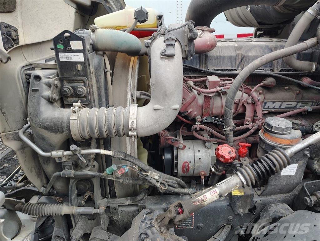 Mack Anthem 64T Çekiciler