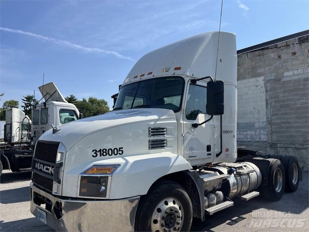 Mack Anthem AN64T Çekiciler