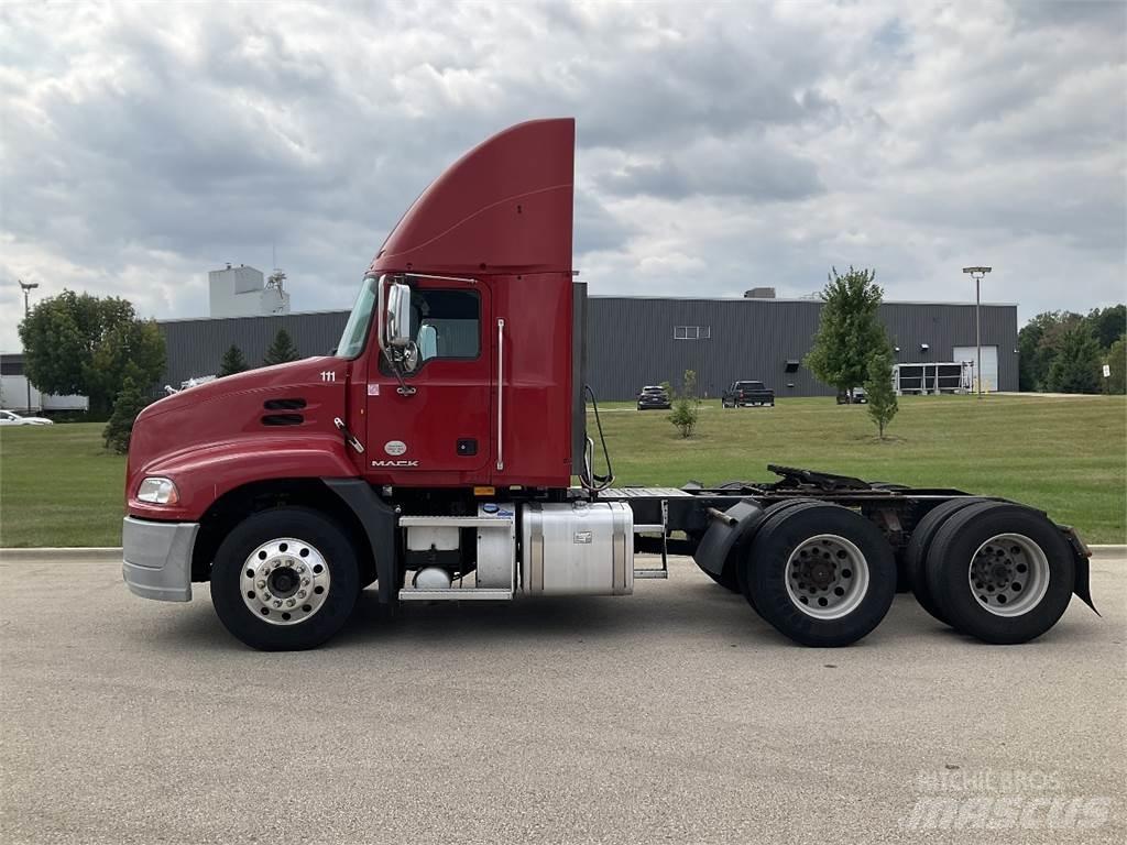 Mack CXU613 Diger kamyonlar
