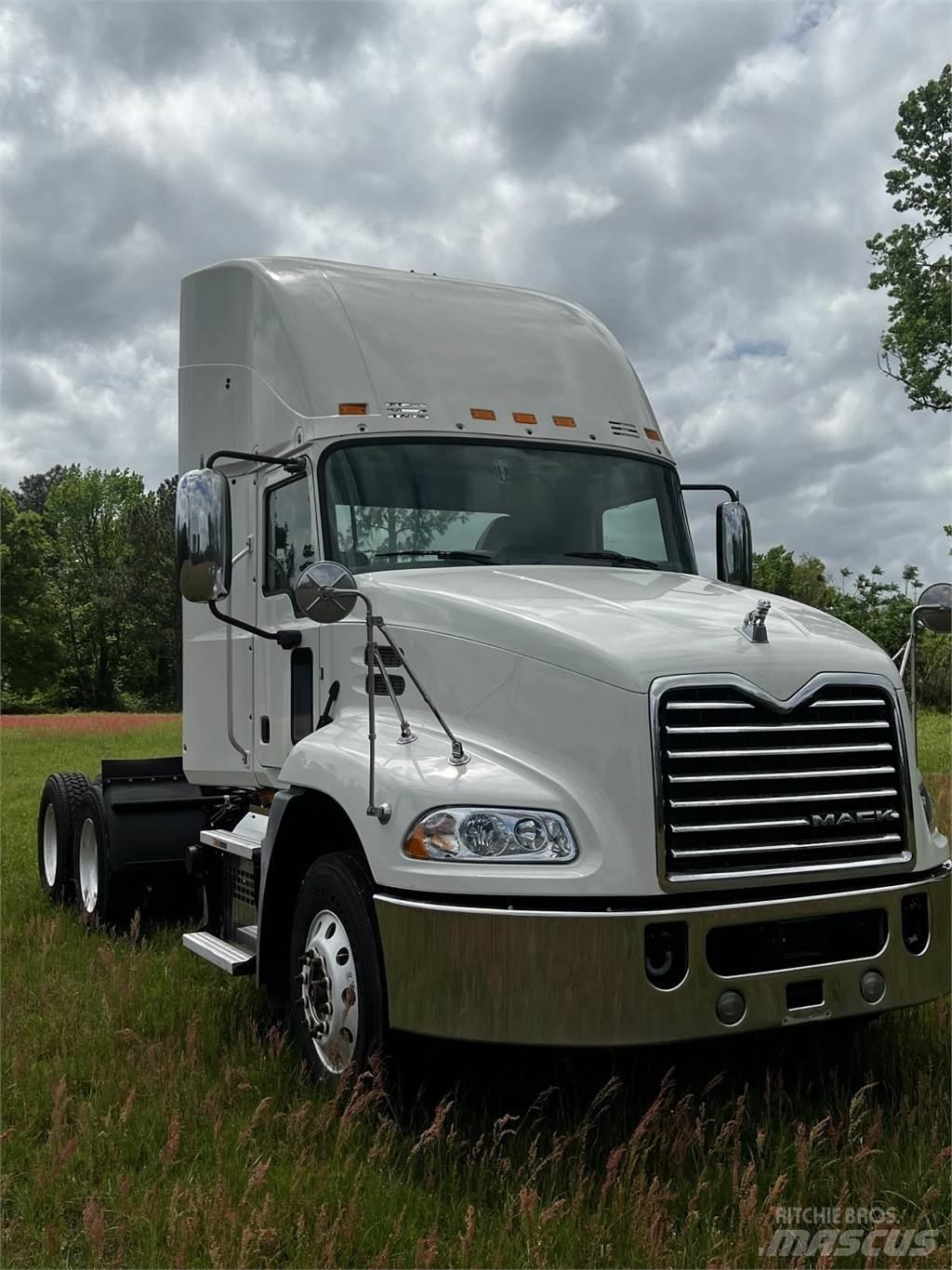 Mack CXU613 Çekiciler
