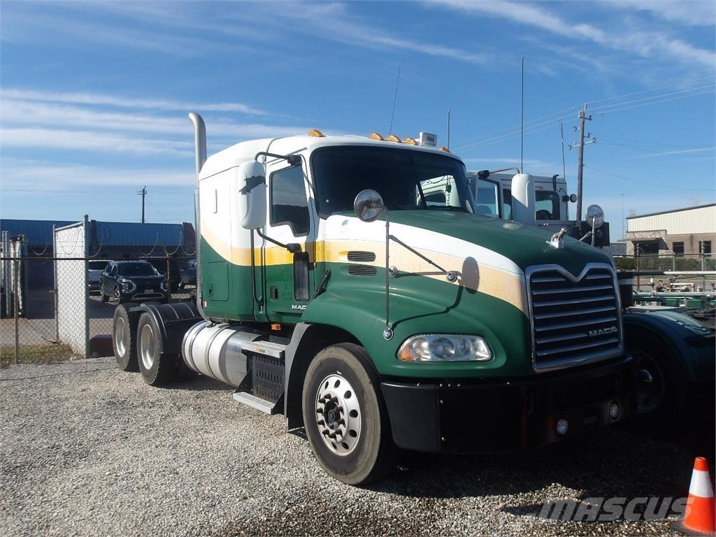 Mack CXU613 Çekiciler