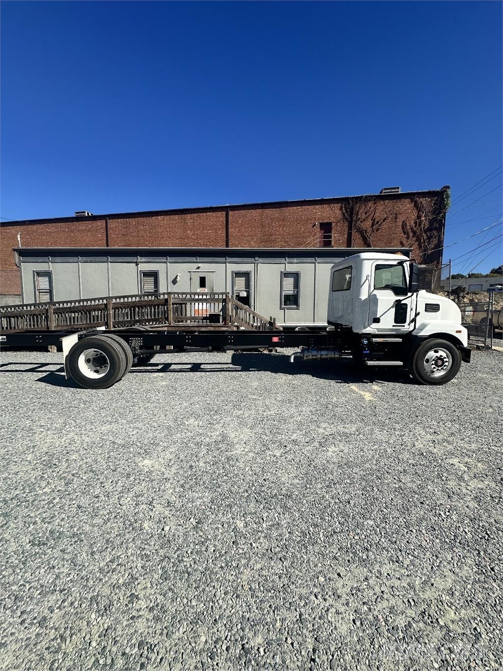 Mack MD6 Çekiciler
