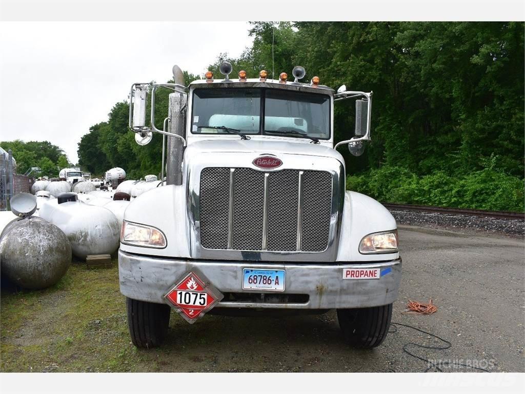 Peterbilt 335 Diger kamyonlar