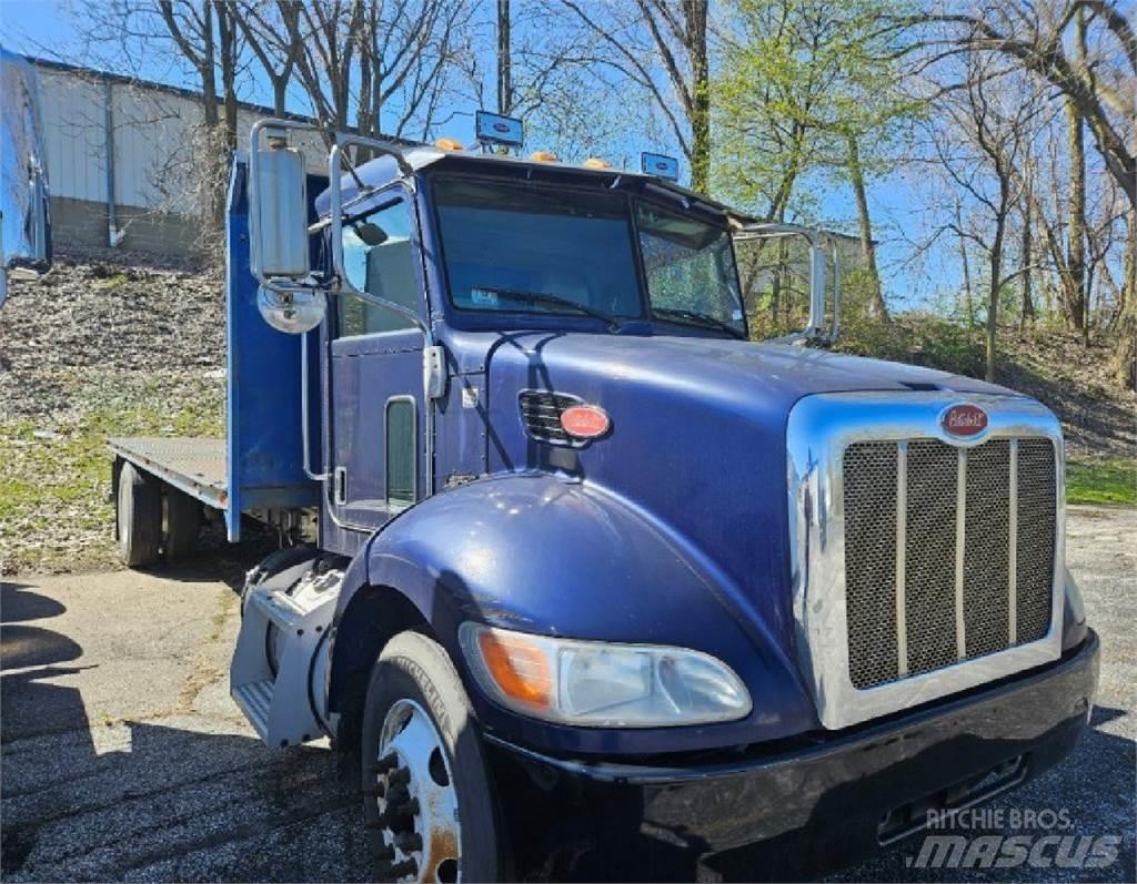 Peterbilt 337 Flatbed kamyonlar