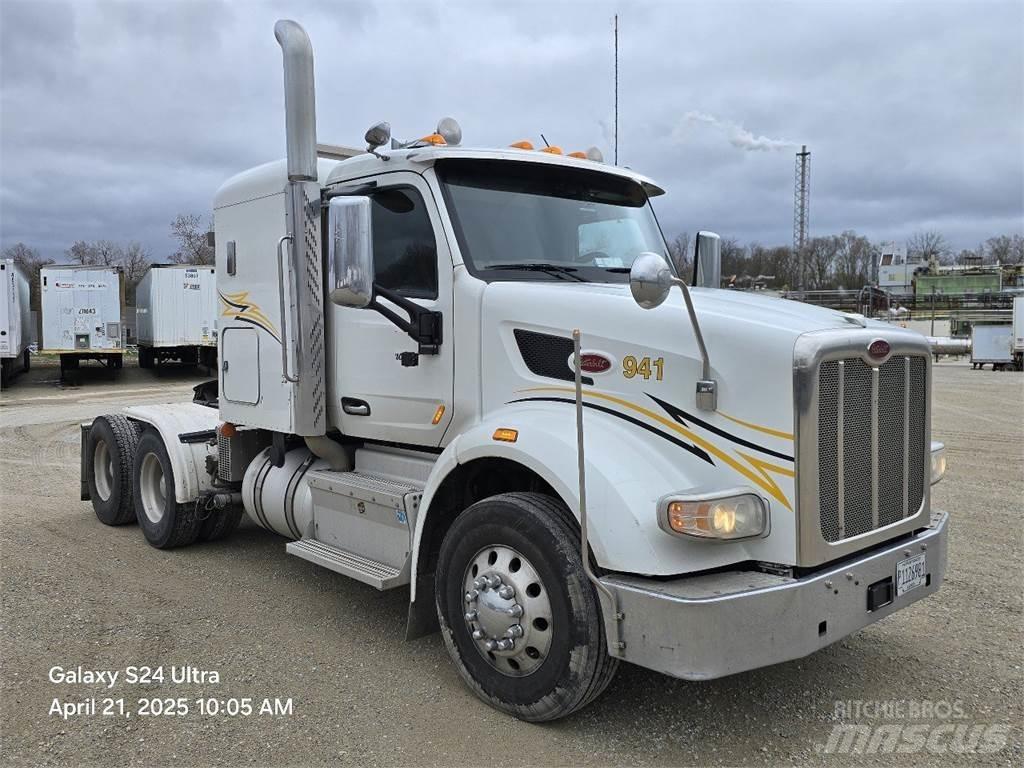 Peterbilt 567 Çekiciler