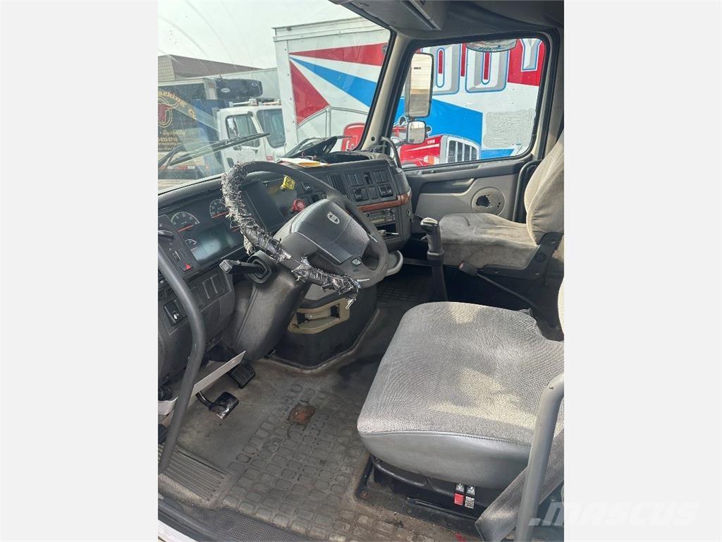 Volvo VNL Çekiciler