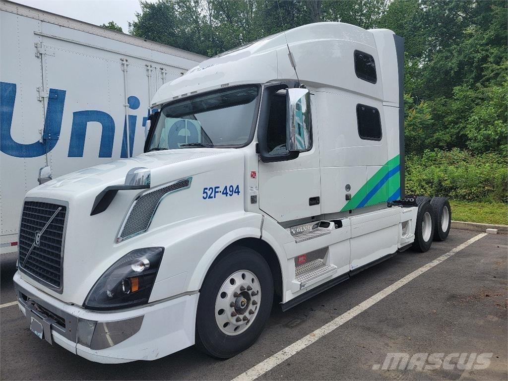 Volvo VNL64T780 Çekiciler