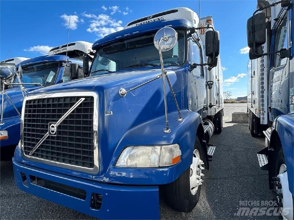 Volvo VNM64T200 Frigofrik kamyonlar