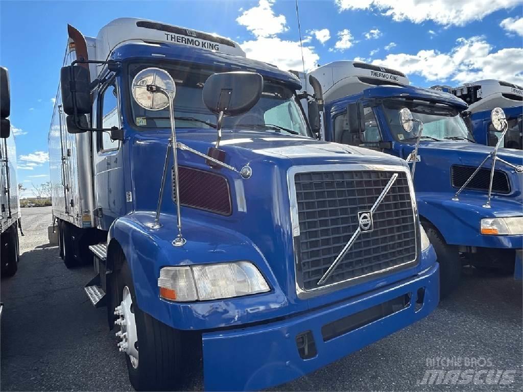 Volvo VNM64T200 Frigofrik kamyonlar