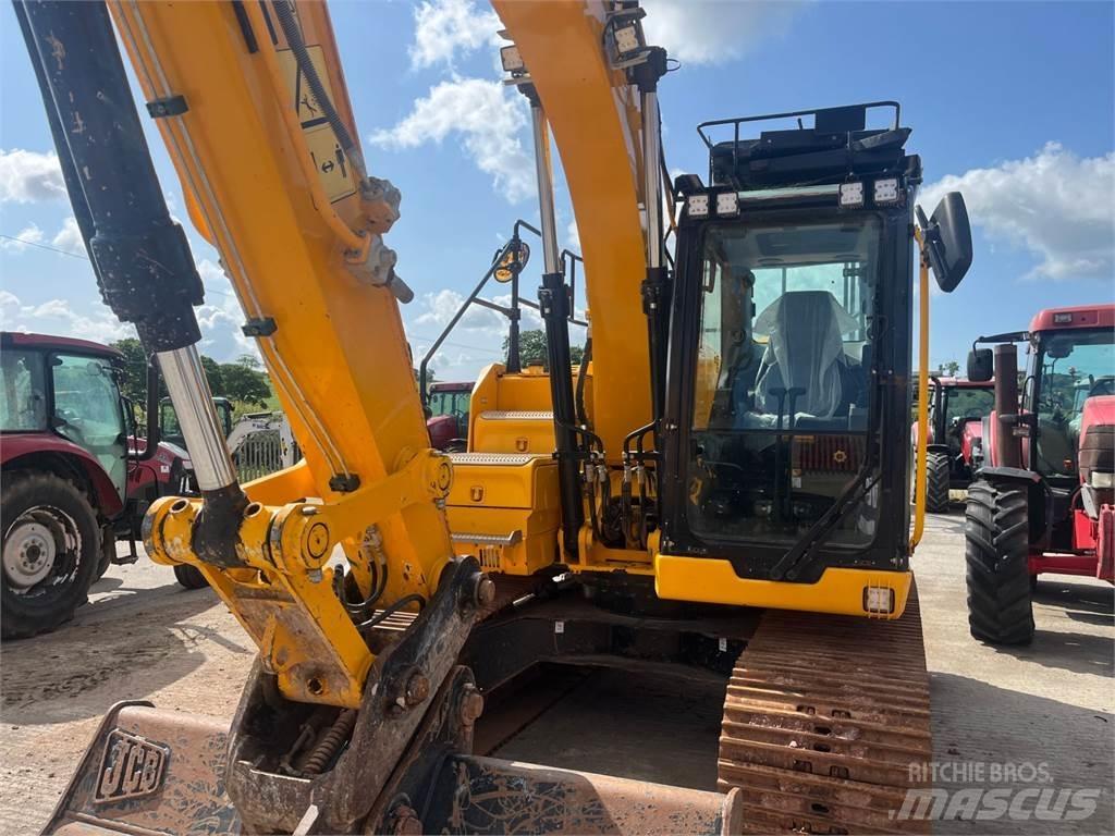 JCB U140X Paletli ekskavatörler