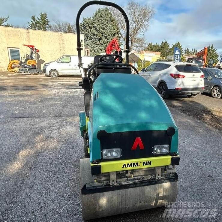 Ammann ARX16 AMMANN ARX16 Çift tamburlu silindirler