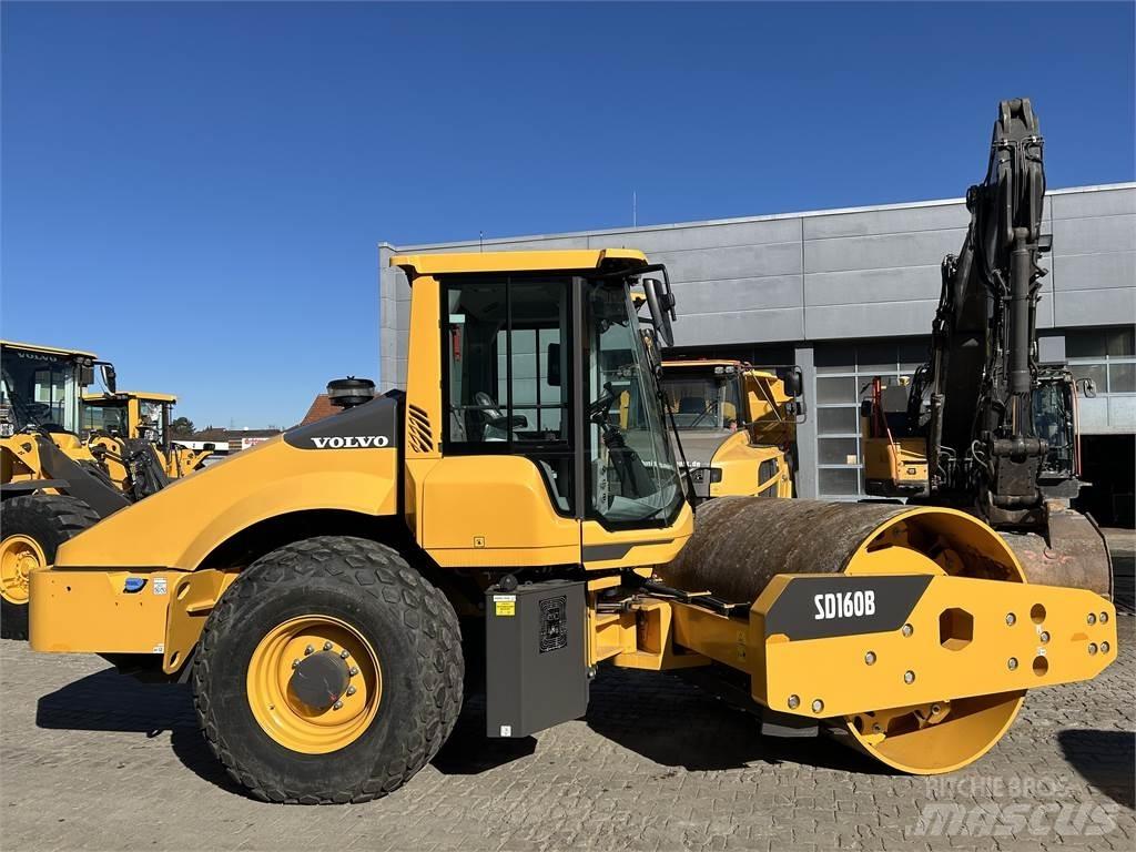  SD 160 B SD 160 B Tek tamburlu silindirler