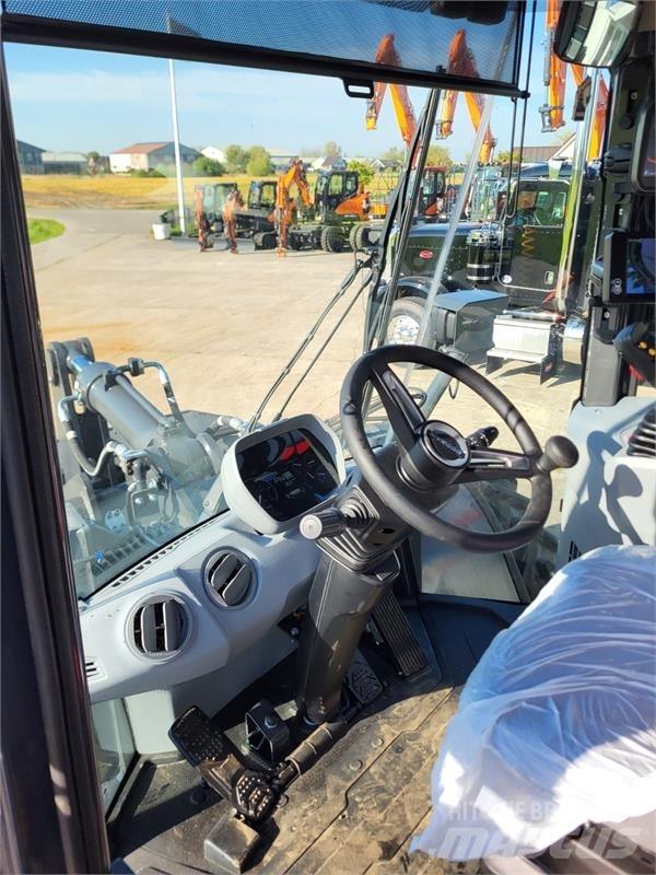 Develon DL220-7 Tekerlekli yükleyiciler