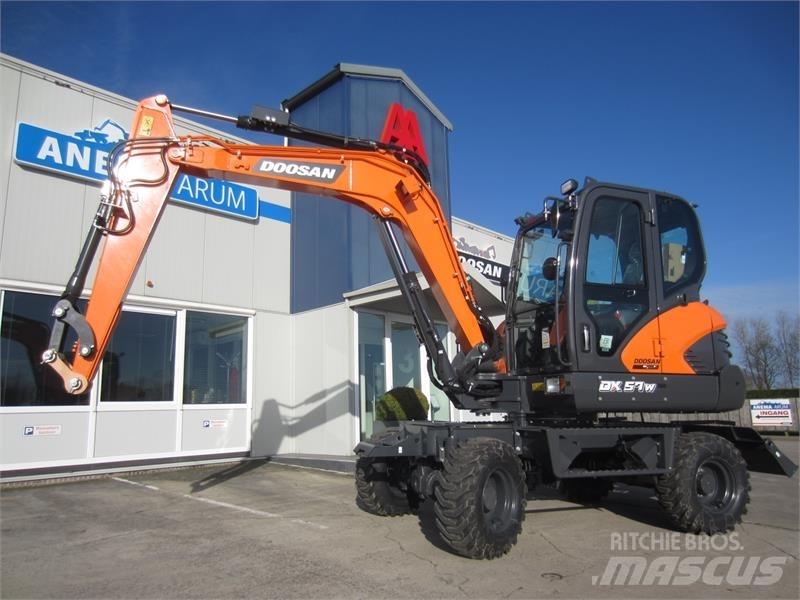 Develon DX57W-7 Mini ekskavatörler, 7 tona dek